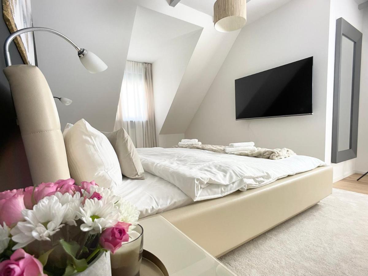 M-Style 04 Apartment Mit Balkon Und Gasgrill, 24H Self-Check-In, Free Parking, Netflix Нюрнберг Экстерьер фото