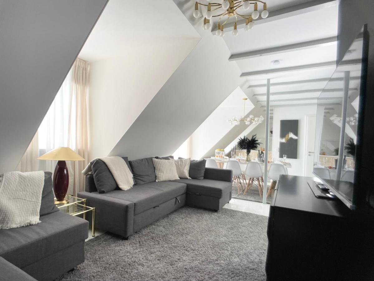 M-Style 04 Apartment Mit Balkon Und Gasgrill, 24H Self-Check-In, Free Parking, Netflix Нюрнберг Экстерьер фото