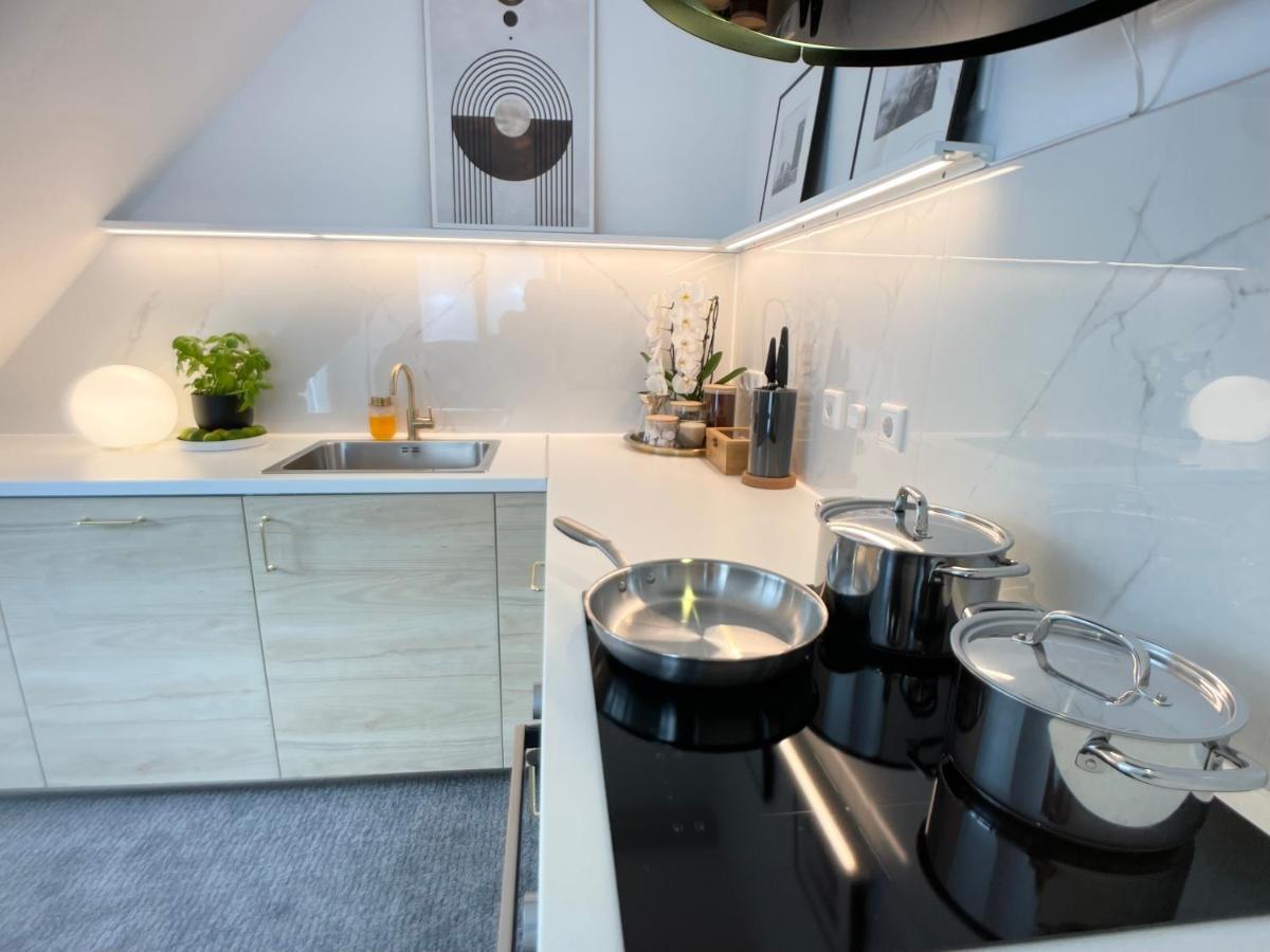 M-Style 04 Apartment Mit Balkon Und Gasgrill, 24H Self-Check-In, Free Parking, Netflix Нюрнберг Экстерьер фото