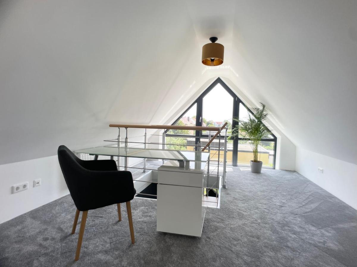 M-Style 04 Apartment Mit Balkon Und Gasgrill, 24H Self-Check-In, Free Parking, Netflix Нюрнберг Экстерьер фото